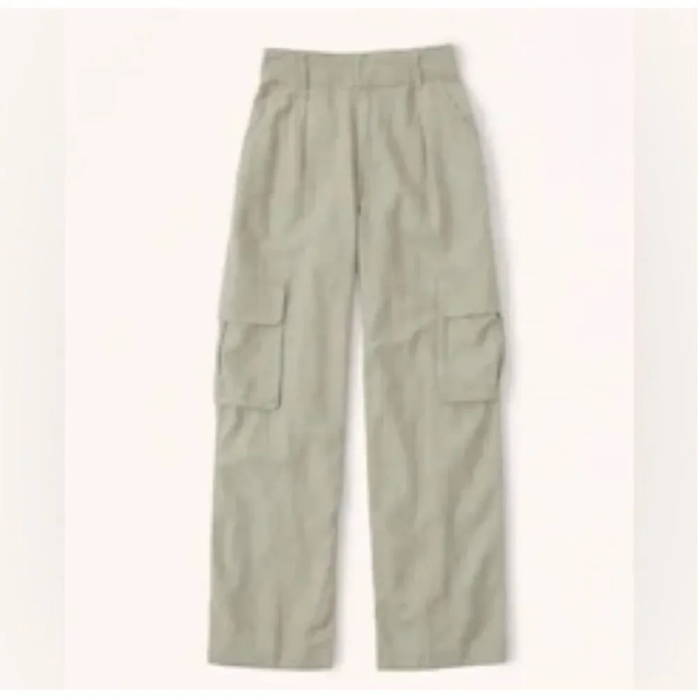 ✨Abercrombie & Fitch Linen-Blend Tailored Ultra Wide-Leg Cargo Sz S Green Pants✨ - Picture 6 of 9